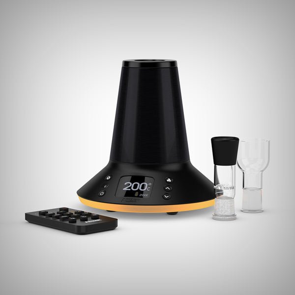 Arizer XQ2 with balloon bag and whip accessories