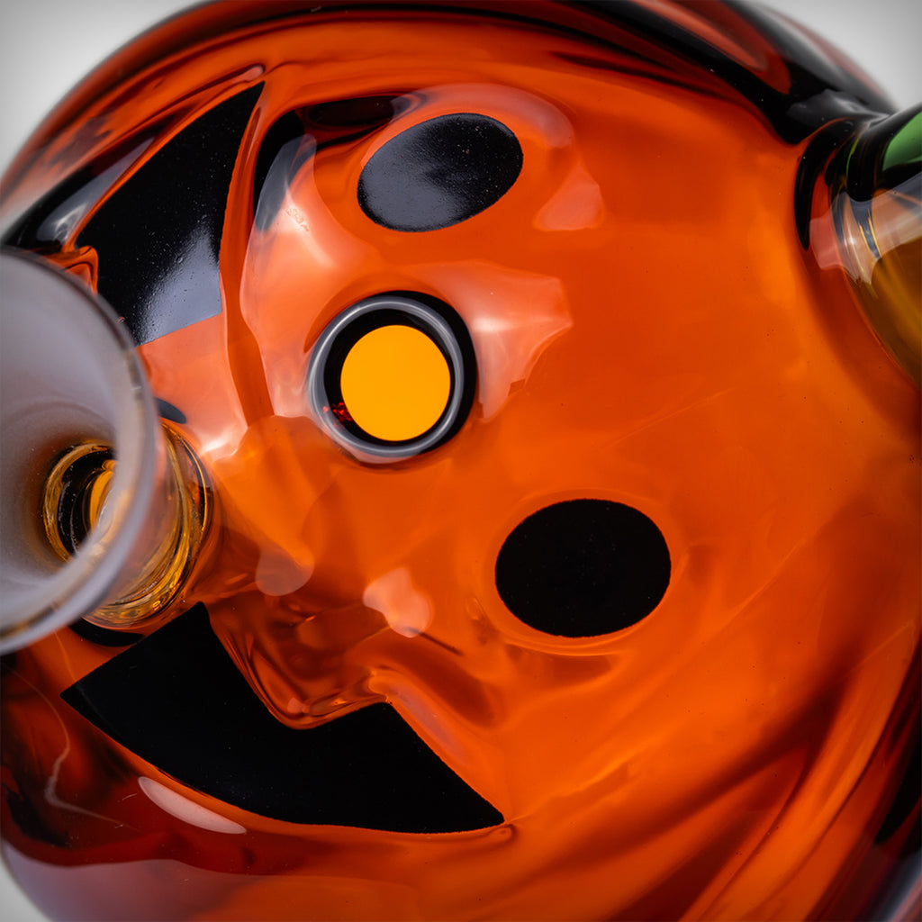 Close-up of Jack O'Ripper jack-o'-lantern face and front carb opening