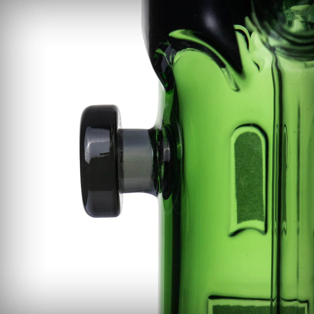 Close-up of MJ Arsenal Frankenbubbler side carb and glass body