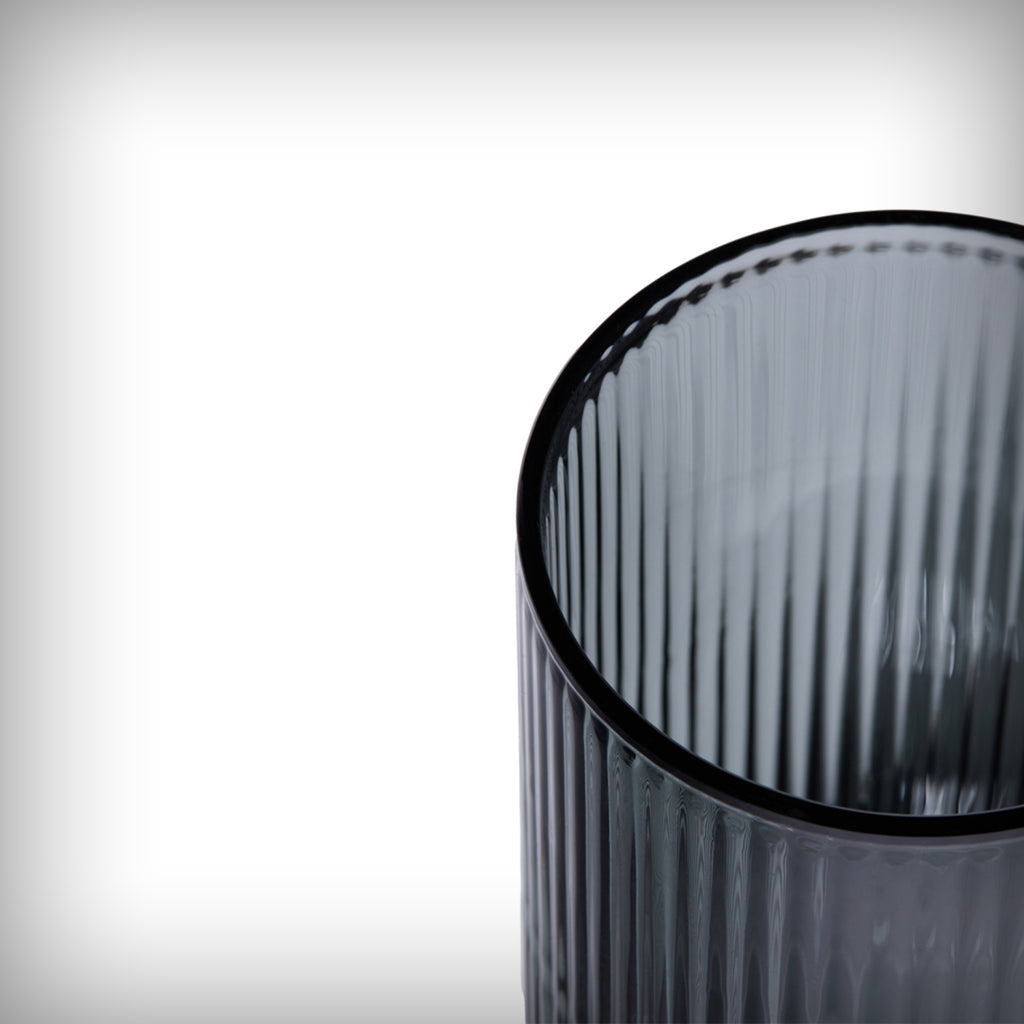 Close-up of the fluted glass rim on the Charcoal Deco Gravity Bong