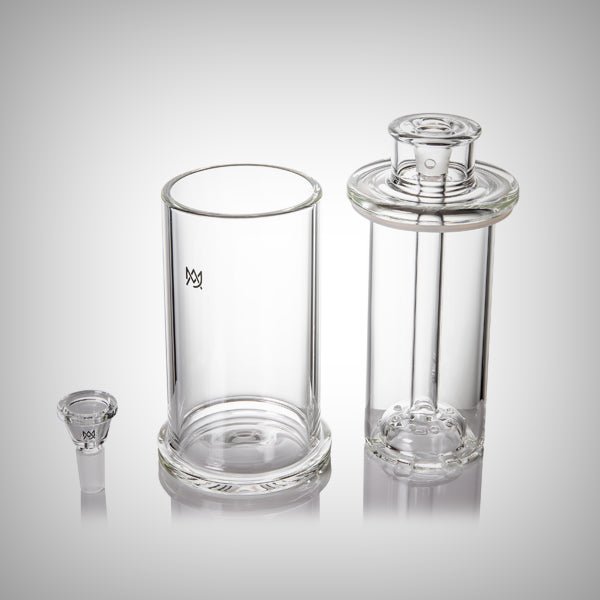 Compact gravity bong made from borosilicate glass with removable 14mm slide