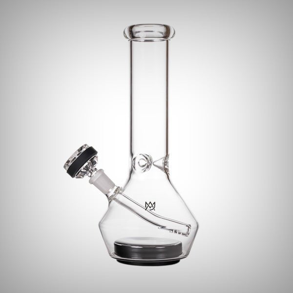 Handmade borosilicate glass bong for everyday use