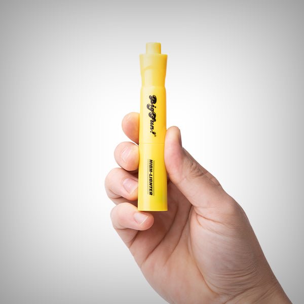 Highlighter-style concealer battery available in blue, pink, and yellow