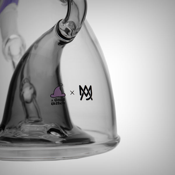 MJ Arsenal A Good Bong witch hat percolator detail with MJ Arsenal logo