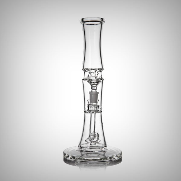 MJ Arsenal Spire close-up showing upper chamber and built-in splash guard