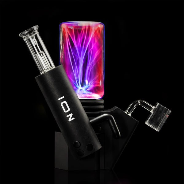 Plasma dab rig with percolator mouthpiece