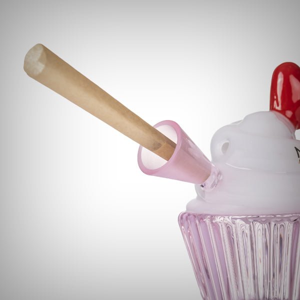 MJ Arsenal Baby Cake Joint Bubbler – Valentine’s Collection 2026 by MJ Arsenal | Waterpipes | 421Store online smoke shop