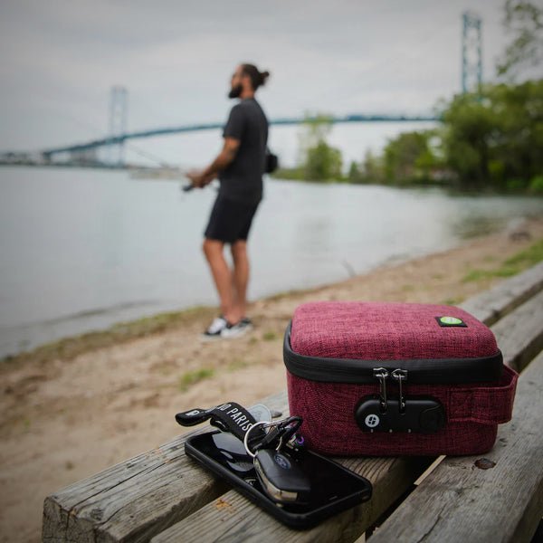 Silverton Hard - Shell Odor - Proof Case from STASHLOGIX by STASHLOGIX | Rolling Tray | 421Store online smoke shop