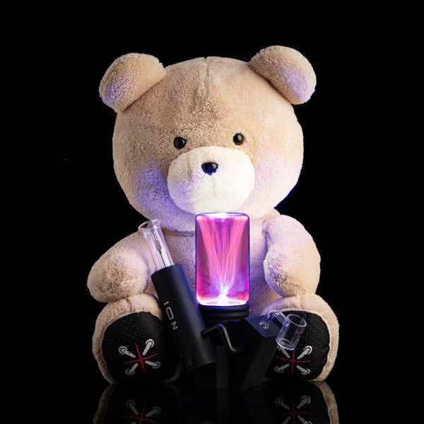 Smoke Stash Bear: The Ultimate Discreet Water Pipe Carrying Case by Flux Smoke | | 421Store online smoke shop