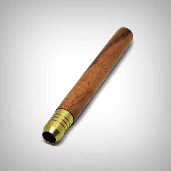 one hitter tobacco pipe 3" Cigarette Bat One-Hitter Key Features Made from solid Padauk wood with natural red tones Smooth swivel lid for secure closure Compact and easy to carry Polished finish for a sleek 3 1/2" SWIRL HITTER One
